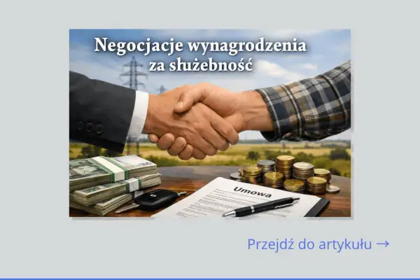 Uścisk dłoni symbolizuje negocjacje wynagrodzenia za służebność przesyłu. Na stole stosy pieniędzy, monety, umowa i kluczyki do auta.